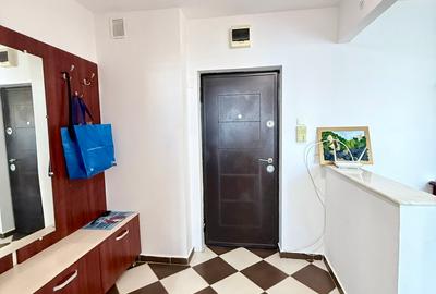 Piața Iancului - vizavi Metrou Iancului /  Supermarket Intermacedonia - 17