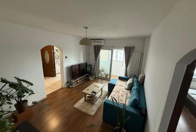 Apartament cu 2 camere semidecomandat, mobilat în Apărătorii Patriei