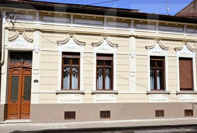 Casă individuală cu 3 camere în Lugoj