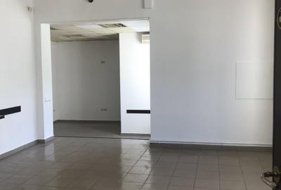 Spatiu  50 mp, in complex comercial - 2