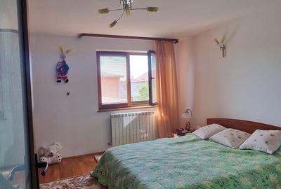 Casa P+1 zona Maior Ignat - 11