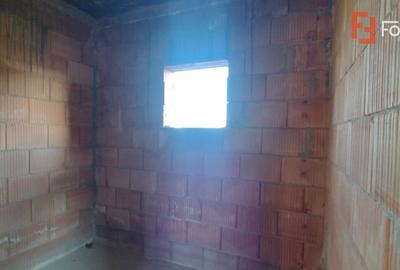 Casa individula la ROSU, 4 camere - Becicherecu Mic, teren 499 mp - 8