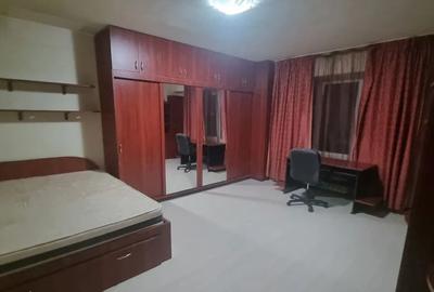 Apartament cu 2 camere decomandat, mobilat în Unirii