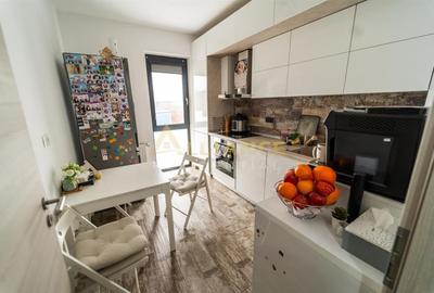 Apartament spatios cu 3 camere si 2 bai, situat în complexul Creative - 5