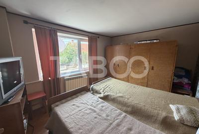 Casa de vanzare 3 camere 134 mpu teren liber 143 mp garaj Fagaras - 6