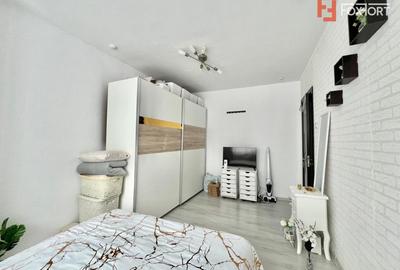 Apartament cu 3 camere, etaj 4 de vanzare, zona Spitalul Judetean - 6