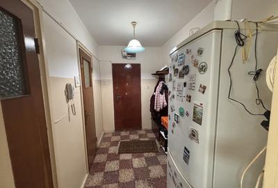 3 Camere 1 Decembrie - Titan Auchan - Posibilitate Centrală - 12