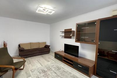 Apartament 3 camere, decomandat, zonă ultracentrală, bloc Mobilux, etaj 1 - 3