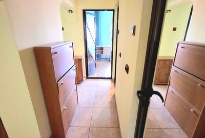 Apartament 4 camere,ultracentral, decomandat, mobilat si utilat,str Decebal - 17