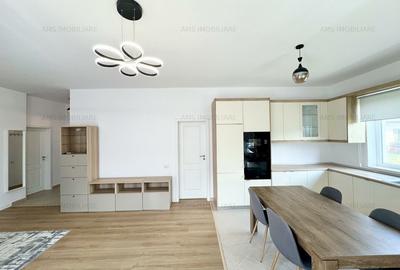 SUPERB / GRADINA GENEROASA / LOC PARCARE - 13