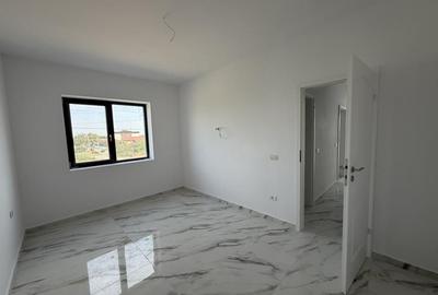 FINALIZAT, DECOMANDAT, APARTAMENT CU 2 CAMERE - 4