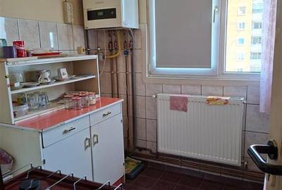 Decomandat 2 Camere Etaj 6 Gheorghe Lazar - 1
