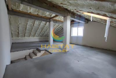 Casă cu 6 camere în Central