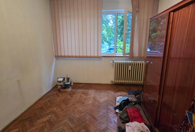 APARTAMENT DE VÂNZARE CU DOUĂ CAMERE IN ZONA PAJURA SEC.1 - 8