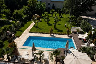 Casă individuală cu 6 camere în Pipera