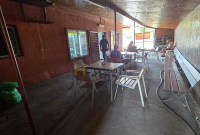 Oportunitate de vanzare Spatiu comercial, Magazin alimentar si bar - 4