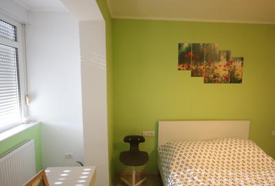 Inchiriere apartament cu 3 camere  pe bdul Cetatii - 23