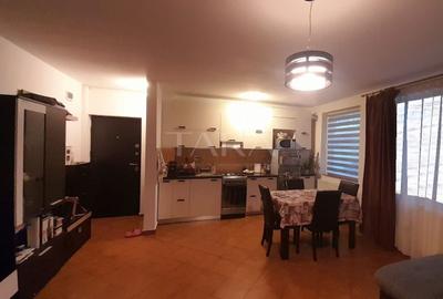 Apartament cu 2 camere semidecomandat, mobilat în Apahida