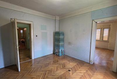 Apartament cu 4 camere , garaj si teren de 420 mp de vanzare zona Sub Arini - 17