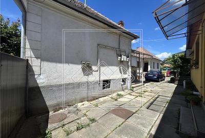 Casa de vanzare in Sibiu - curte comuna - 53 mp utili - Piata Cluj - 13