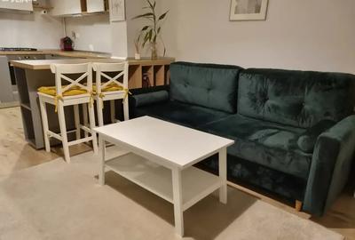 Apartament cu 2 camere semidecomandat, mobilat în Pipera