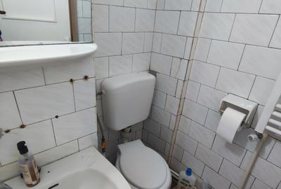 Apartament liber, et. 1, Scoala 8. Disponibil acum. - 13
