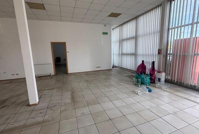 Depozit cu showroom de inchiriat de 1600 mp - 11