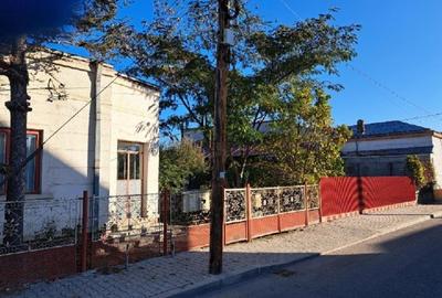 Oportunitate dezvoltare/constructie  2 proprietati Casa+teren 2200 m2,zona buna, - 12