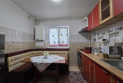Apartament 2 camere de inchiriat etaj 1 zona Nord Bacau - 8