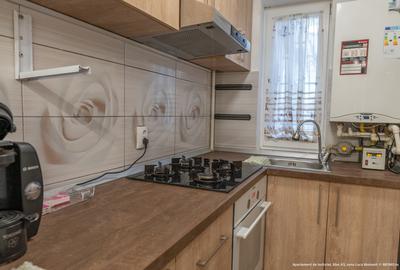 Apartament de inchiriat, zona Luca Moinesti, bloc A3, parter - 1