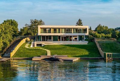 Lifestyle exclusiv pe Lacul Snagov | Vilă cu arhitectură iconică - 1
