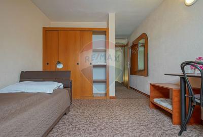 Comision 0 %! Pensiune cu 12 camere de vânzare, str. De Mijloc! - 18