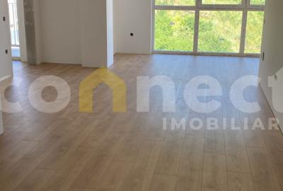 Apartament cu 2 camere semidecomandat în Florești