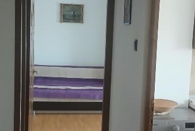 Apartament cu 2 camere decomandat în Steaua