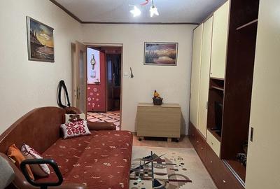 Apartament cu 3 camere decomandat, mobilat în Mărăști