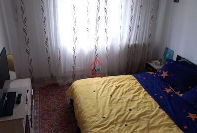 Apartament cu 3 camere decomandat, mobilat în Păcurari