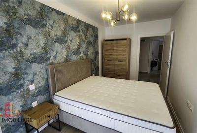 Apartament cu 3 camere decomandat, mobilat în Libertății