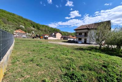 Constructie P+1 cu 6 încăperi 2 bai si teren - 3.329 mp Băile Olănești - 5