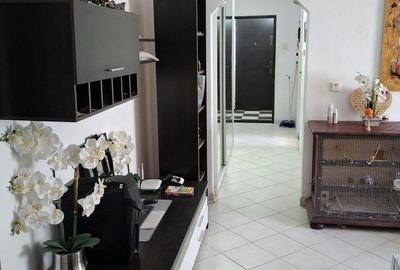 Apartament cu 4 camere decomandat în Vitan Mall