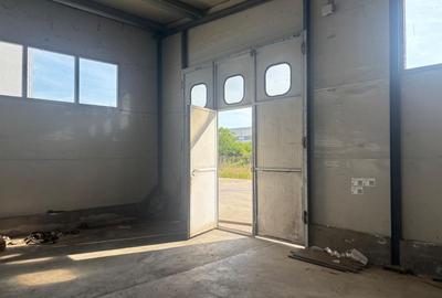 Depozit cu showroom de inchiriat de 1600 mp - 21