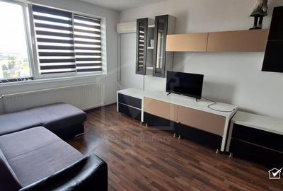 Apartament cu 2 camere decomandat, mobilat în Central