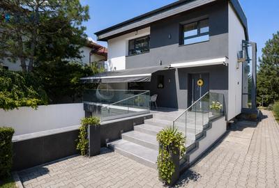 Vilă exclusivistă pe malul Lacului Snagov | Complet renovata | 2.950 mp teren - 2