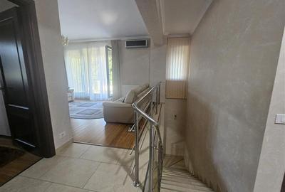 Vanzare 4 Camere Damaroaia Luptatorilor duplex 2 Etaje - 4
