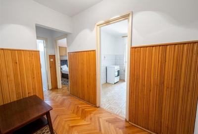 RECO Apartament la etaj 1 pe Bulevardul Dacia - 4