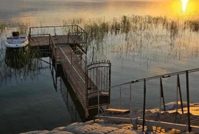Casa langa lac!Balta Mostistea la o aruncatura de bat - 11