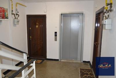 Apartament 2 camere D etj 3 bloc turn Bd.M.Eminescu 49_IJPolitie - 10