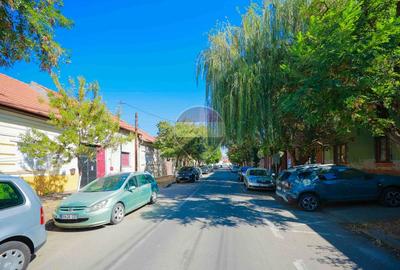Vânzare apartament 4 camere, acces auto - parcare, Central - Cuza Vodă - 24