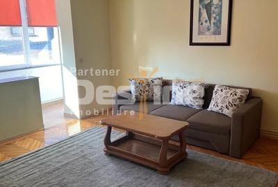 Apartament cu 2 camere decomandat în Complex Studențesc