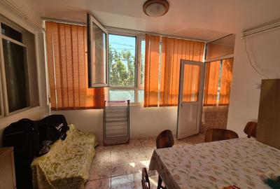 DELFINARIU-FALEZA NORD 3 CAMERE MOBILAT, UTILAT, CENTRALA GAZ 650 EURO - 6