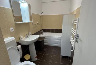 Apartament cu 2 camere decomandat în Metalurgiei